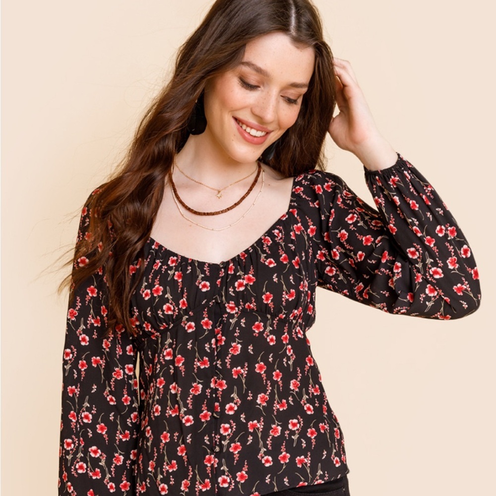 Women’s Francesca’s Everette Floral Button Front Sweetheart Neck Blouse‎ Small